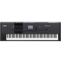 YAMAHA MOTIF XF8 synthesiter